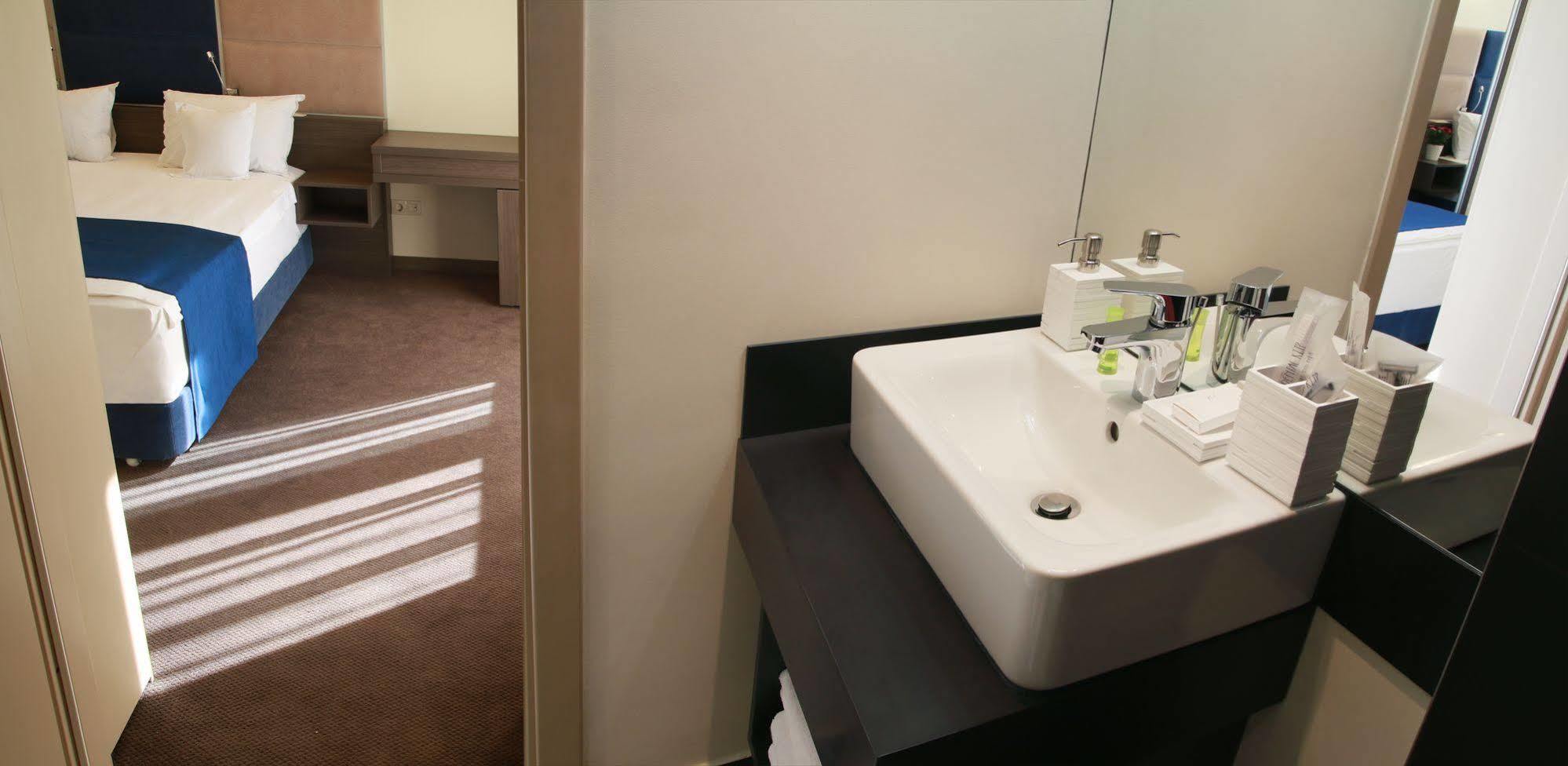 Belfort Hotel Brasov Luaran gambar