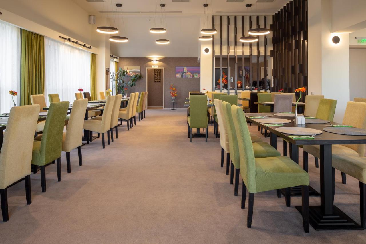 Belfort Hotel Brasov Luaran gambar